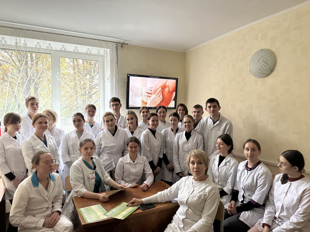 Жовтень – це місяць, коли увесь світ об′єднується в боротьбі з раком молочної залози