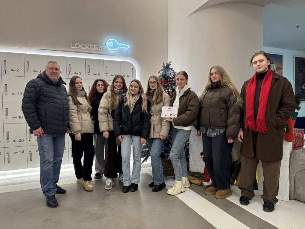 ✨ Створюємо різдвяний настрій разом! 🎄🎬